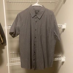NWT * Shouthouse Men’s Short Sleeve Button Down L
